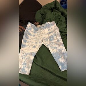 Torrid Blue, White, and Gray Tie-Dye Leggings